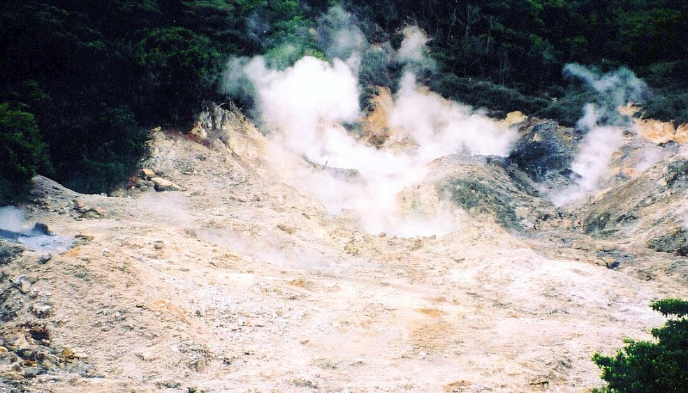 Sulphur Springs Park (Drive-in Volcano), Soufrière, Saint Lucia